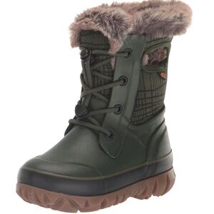 Kids Green Winter Boots
